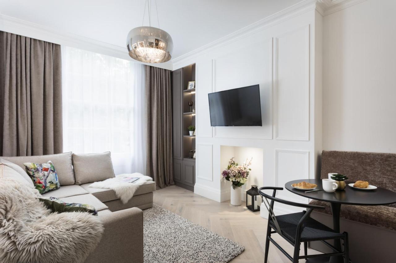 Tanner Row Apartment *